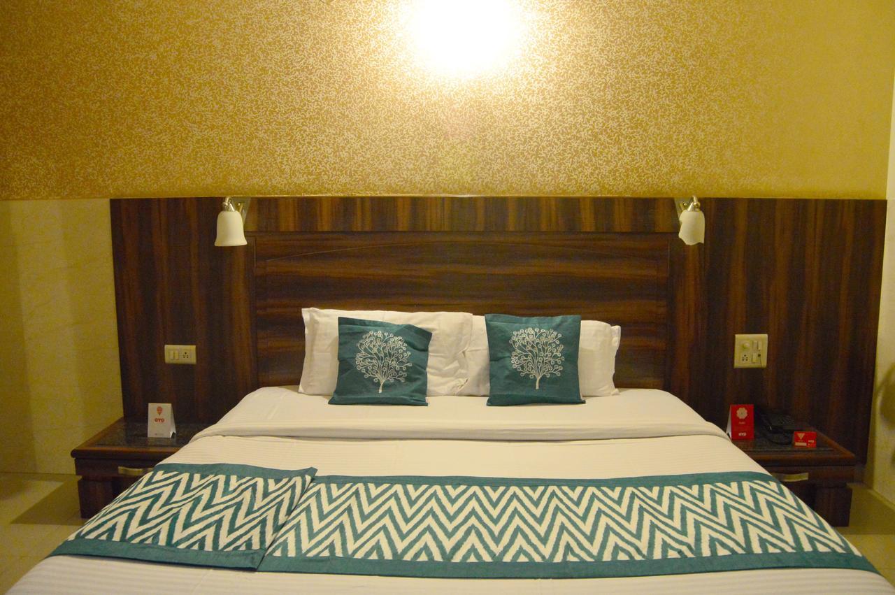 ホテル Amanda Crown Jaipur Kukas エクステリア 写真